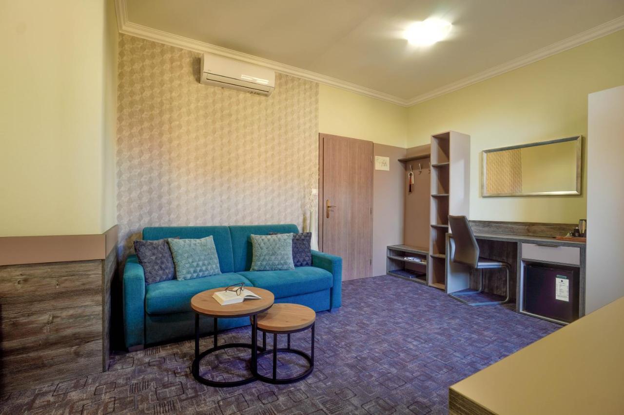 Penzion Hradbova Residence & Spa Кошице Экстерьер фото