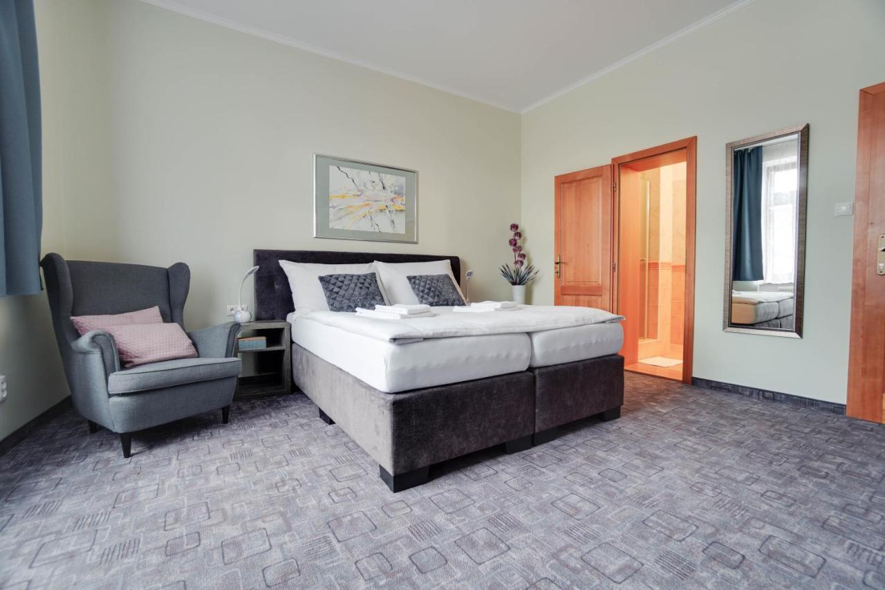 Penzion Hradbova Residence & Spa Кошице Экстерьер фото