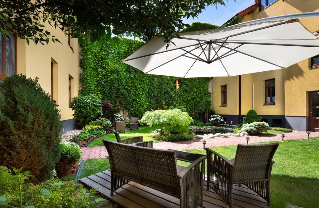 Penzion Hradbova Residence & Spa Кошице Экстерьер фото
